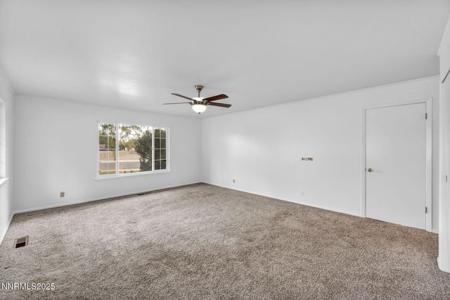 307 S California Street, Yerington, NV 89447