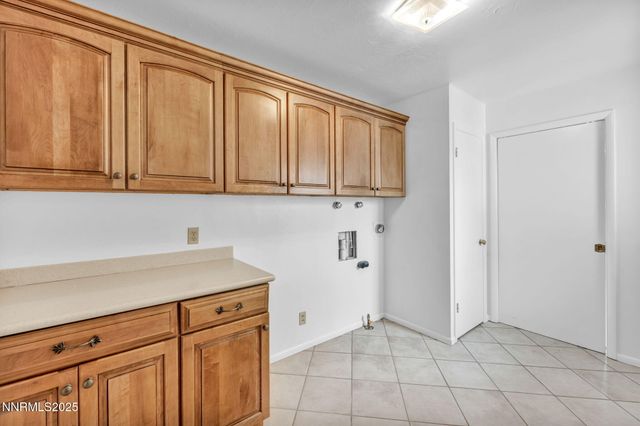 307 S California Street, Yerington, NV 89447