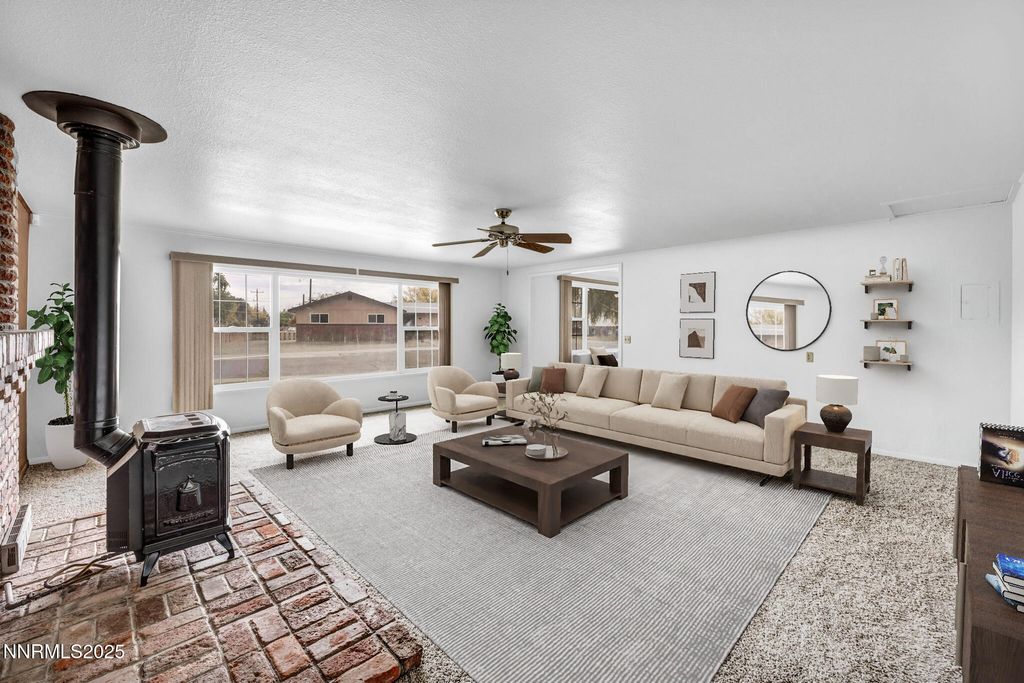 307 S California Street, Yerington, NV 89447