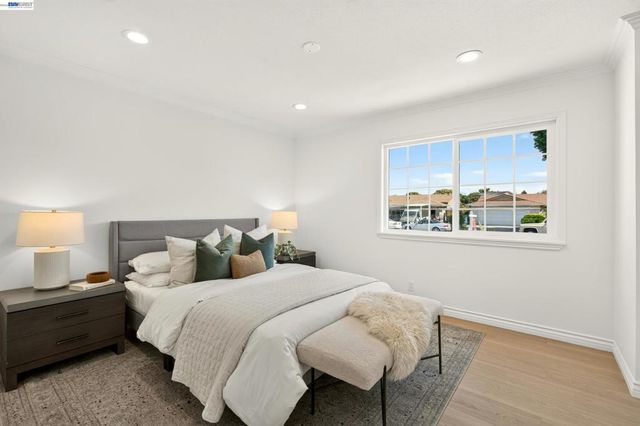 32526 Jacklynn Dr, Union City, CA 94587