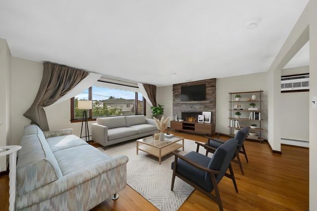 32 Robert Rd, Revere, MA 02151