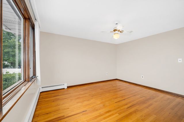 32 Robert Rd, Revere, MA 02151