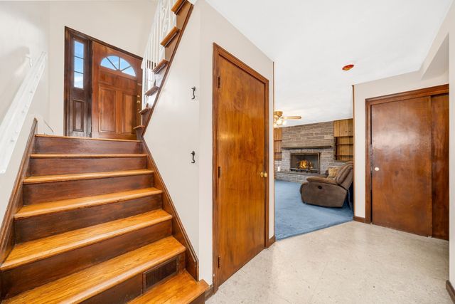 32 Robert Rd, Revere, MA 02151