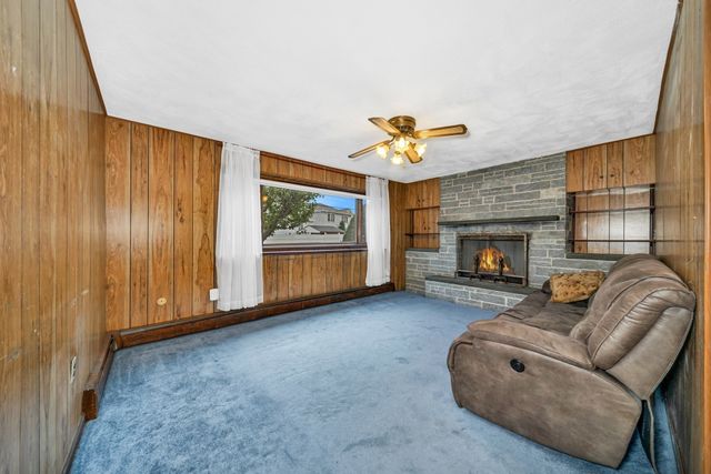 32 Robert Rd, Revere, MA 02151