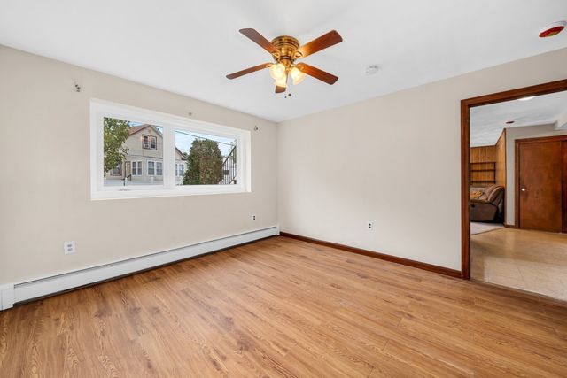 32 Robert Rd, Revere, MA 02151
