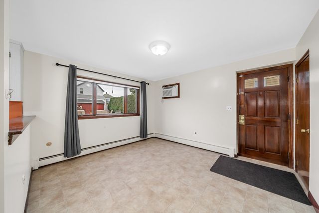 32 Robert Rd, Revere, MA 02151