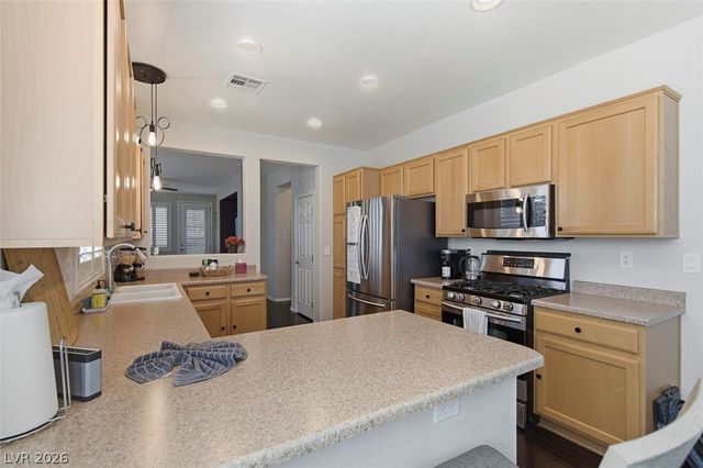 8375 Aspen Village Street, Las Vegas, NV 89113