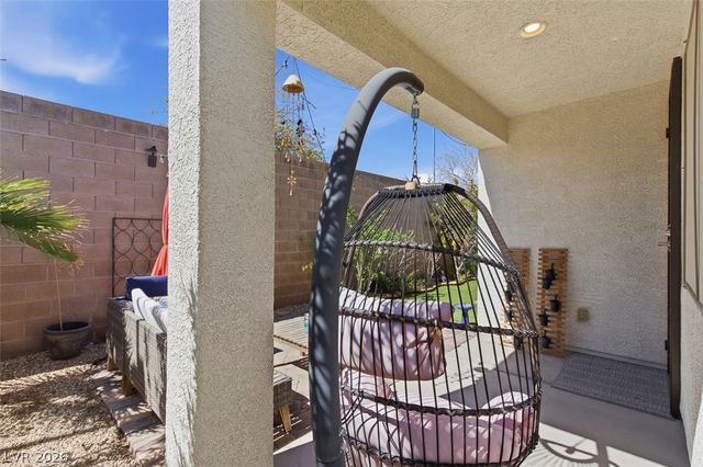 8375 Aspen Village Street, Las Vegas, NV 89113