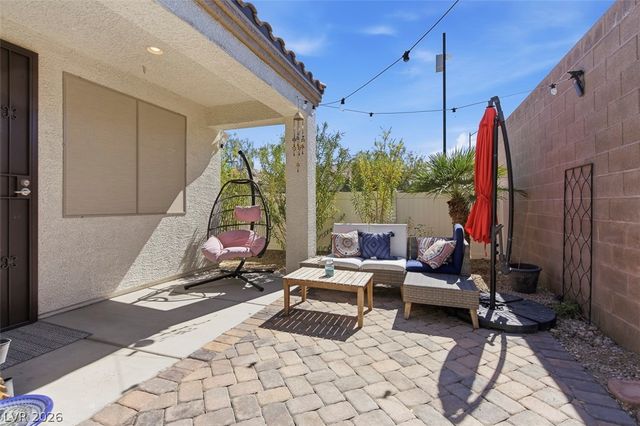 8375 Aspen Village Street, Las Vegas, NV 89113