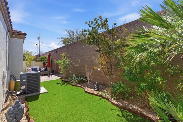 8375 Aspen Village Street, Las Vegas, NV 89113