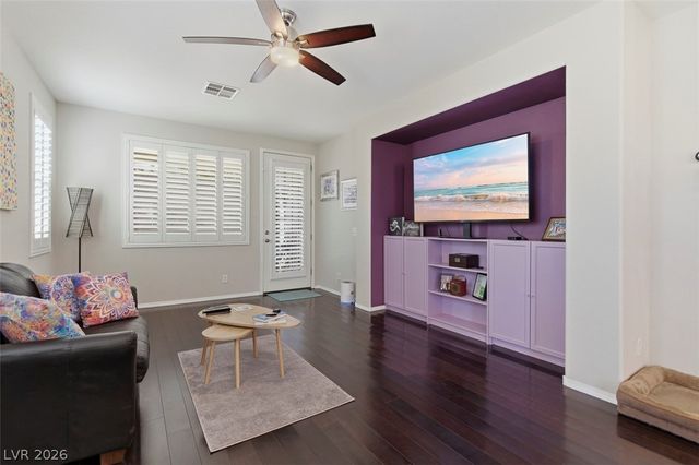 8375 Aspen Village Street, Las Vegas, NV 89113