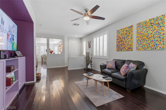 8375 Aspen Village Street, Las Vegas, NV 89113