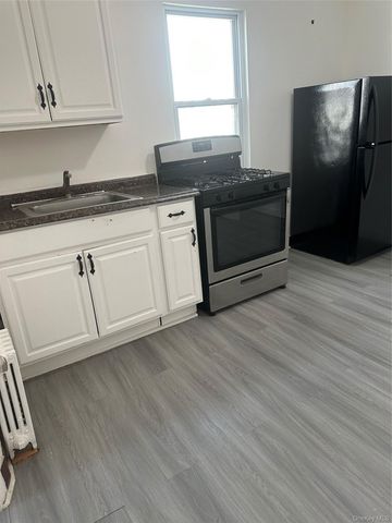3147 102 Street 2 fl, East Elmhurst, NY 11369