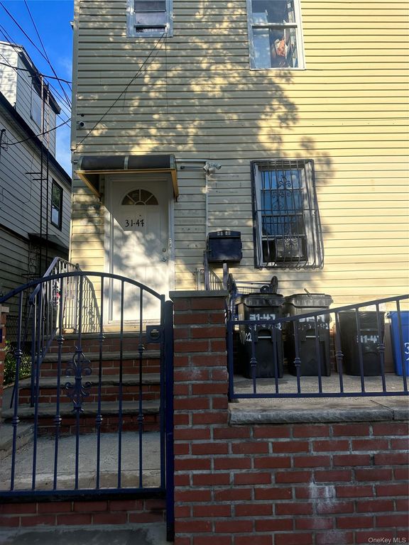 3147 102 Street 2 fl, East Elmhurst, NY 11369