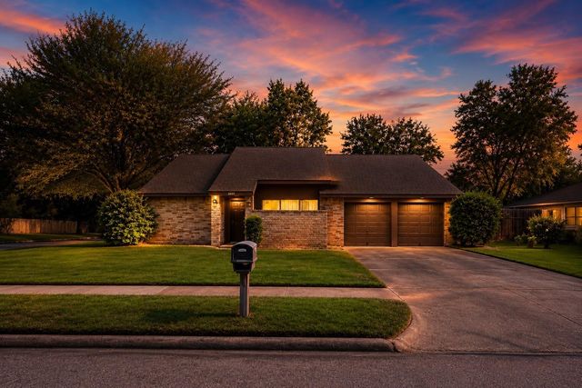 8603 Forest Point Drive, Humble, TX 77338