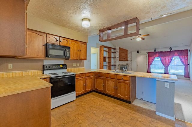 8603 Forest Point Drive, Humble, TX 77338