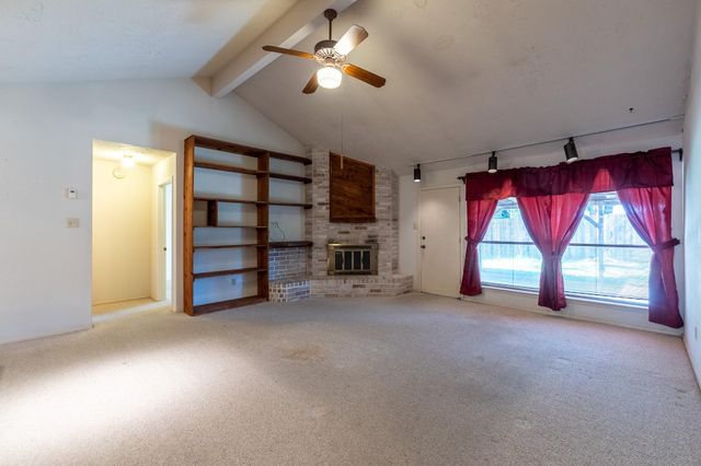 8603 Forest Point Drive, Humble, TX 77338