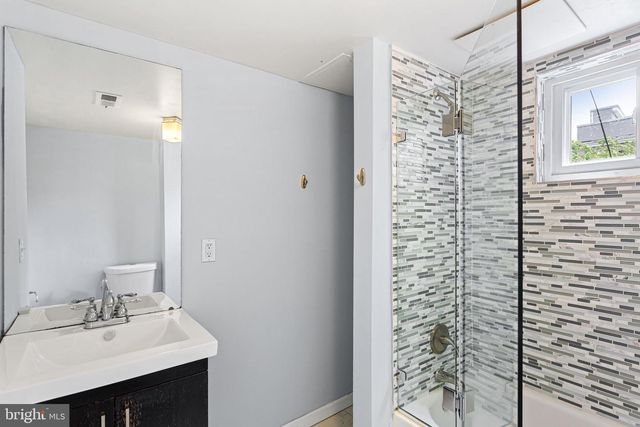 1240 FEDERAL ST, Philadelphia, PA 19147