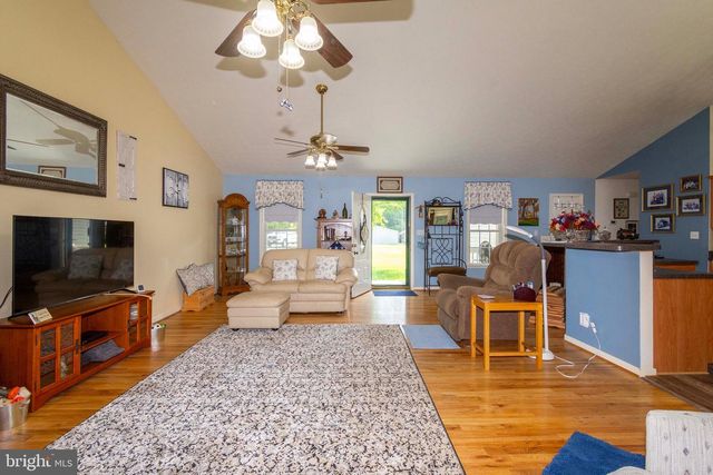 45 SPRINGLAND ACRES DR, Bumpass, VA 23024