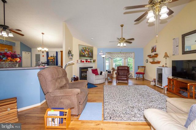 45 SPRINGLAND ACRES DR, Bumpass, VA 23024