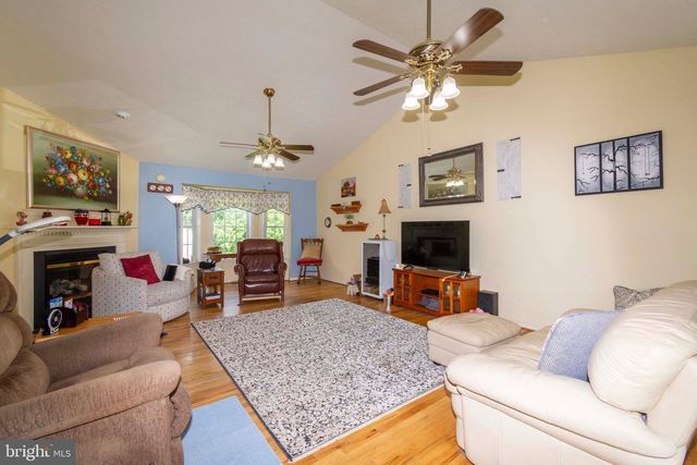 45 SPRINGLAND ACRES DR, Bumpass, VA 23024