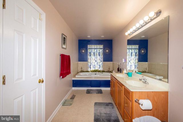 45 SPRINGLAND ACRES DR, Bumpass, VA 23024