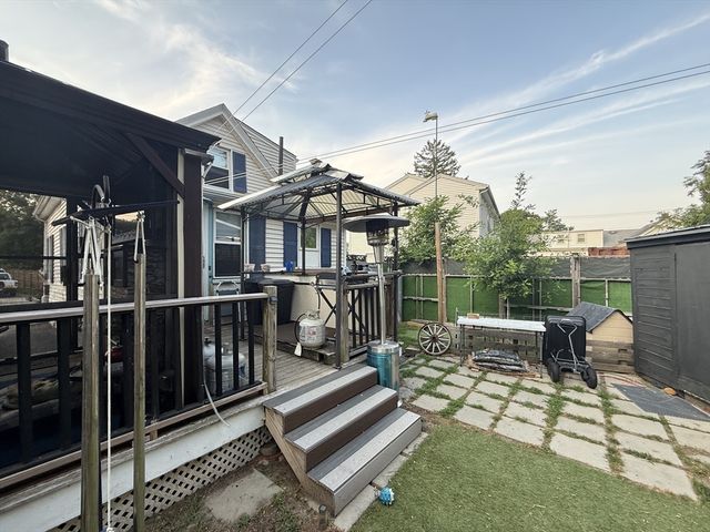 118 Truro St, New Bedford, MA 02745