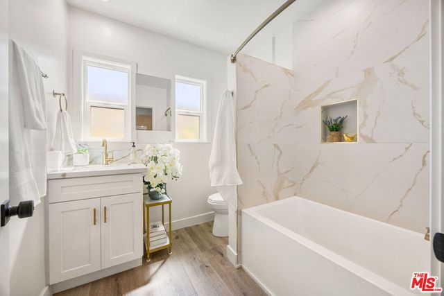 2621 Veteran Avenue, Los Angeles, CA 90064