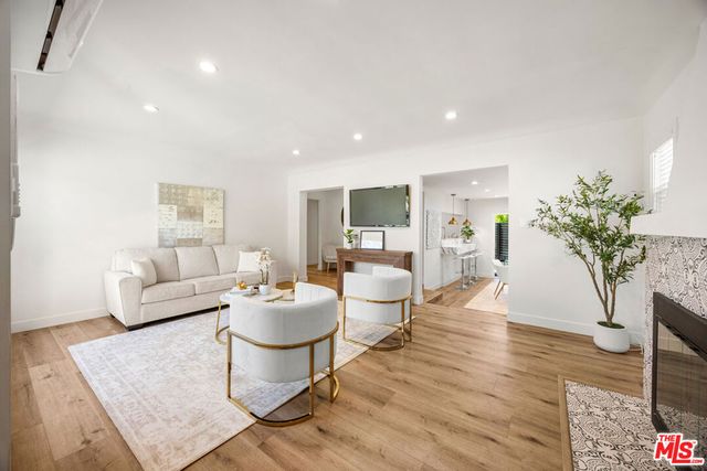 2621 Veteran Avenue, Los Angeles, CA 90064