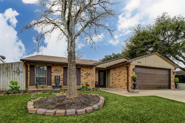 6724 Pickett Drive, Richmond, TX 77469