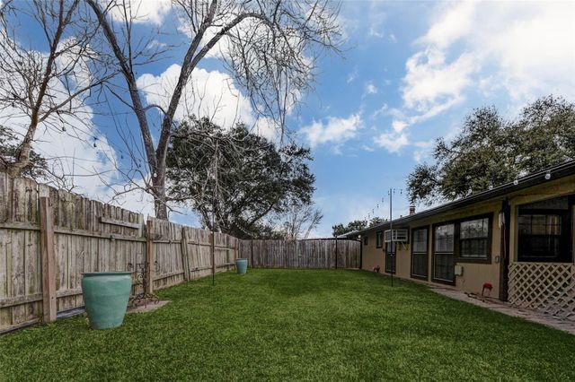 6724 Pickett Drive, Richmond, TX 77469