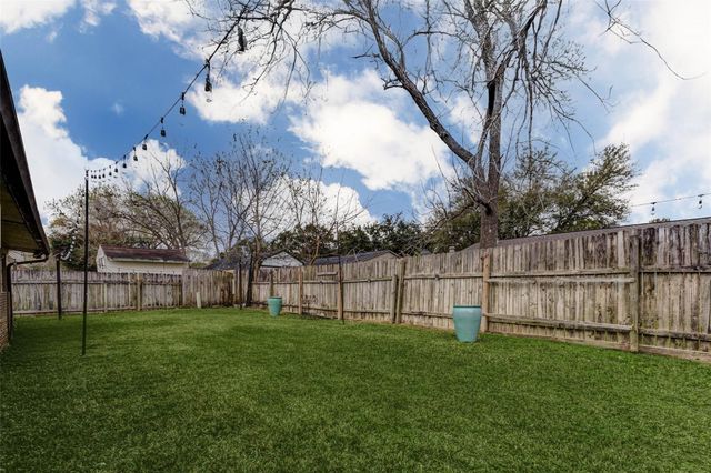 6724 Pickett Drive, Richmond, TX 77469