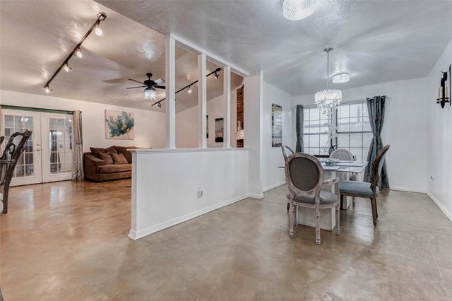 6724 Pickett Drive, Richmond, TX 77469