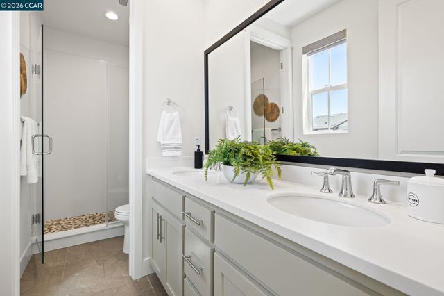 1380 Julia Ln, Concord, CA 94519