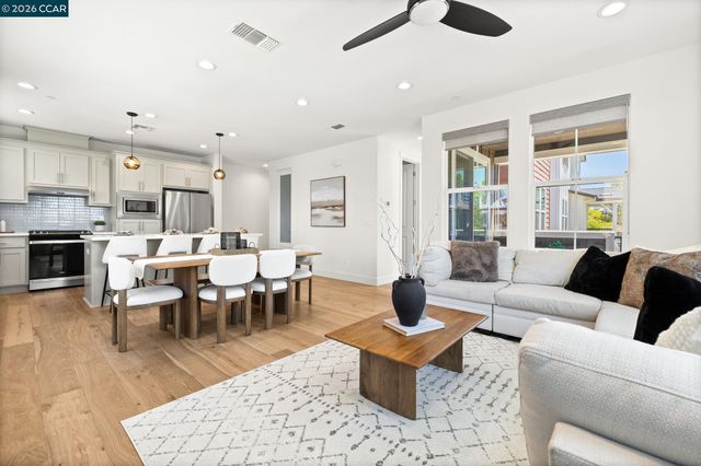 1380 Julia Ln, Concord, CA 94519