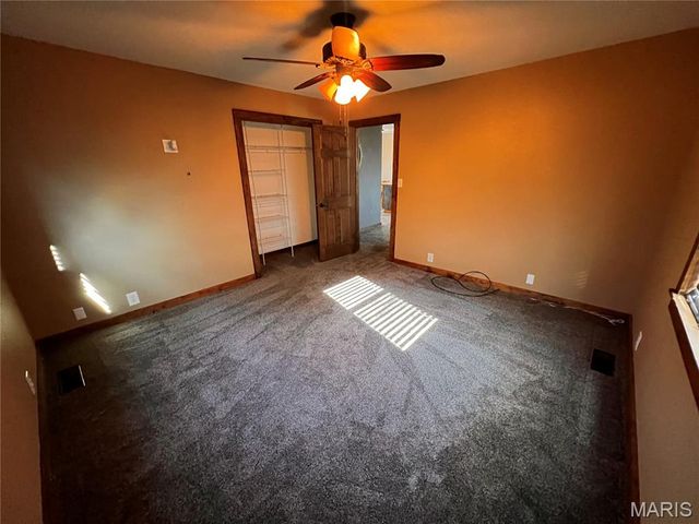 107 S Washington Street, Patoka, IL 62875