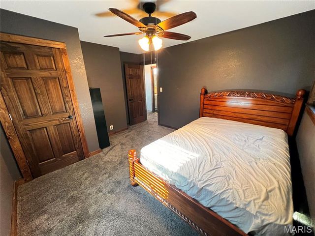 107 S Washington Street, Patoka, IL 62875