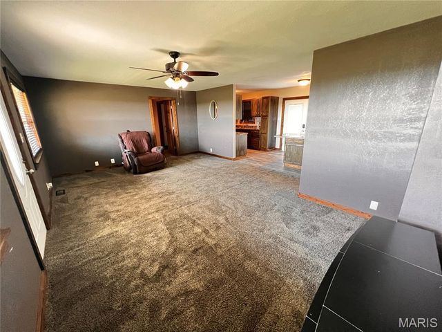 107 S Washington Street, Patoka, IL 62875