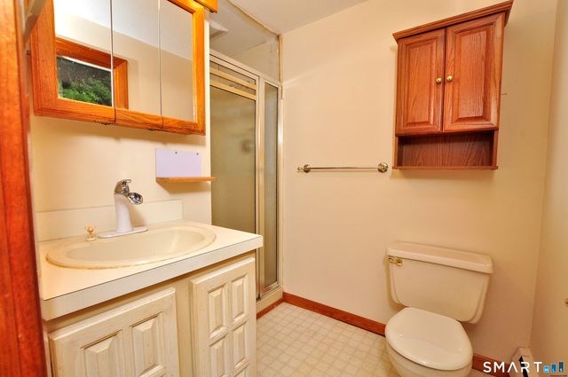 100 Wynding Brook Drive, Rocky Hill, CT 06067