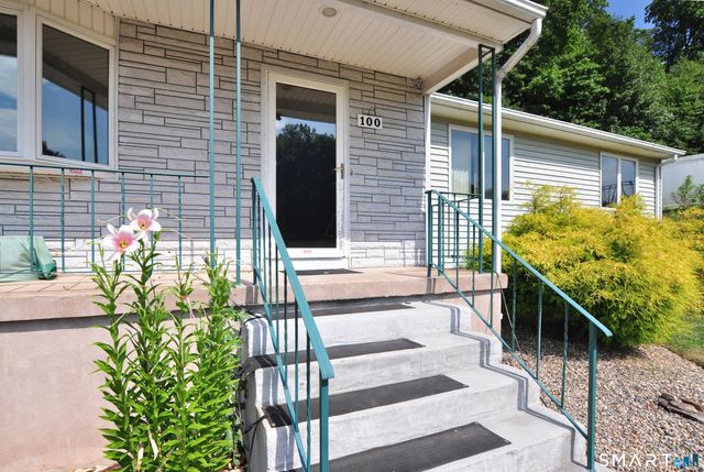 100 Wynding Brook Drive, Rocky Hill, CT 06067