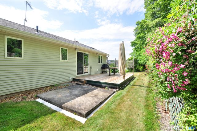 100 Wynding Brook Drive, Rocky Hill, CT 06067