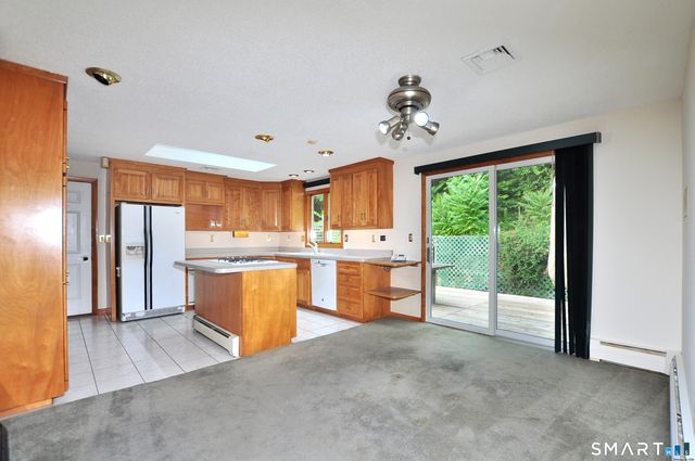100 Wynding Brook Drive, Rocky Hill, CT 06067