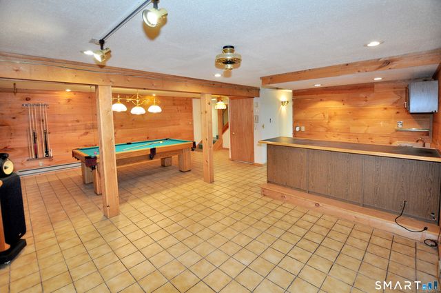 100 Wynding Brook Drive, Rocky Hill, CT 06067