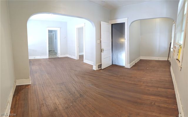 1812 Treadway Avenue, Cleveland, OH 44109