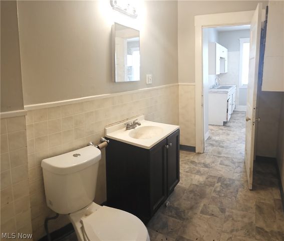 1812 Treadway Avenue, Cleveland, OH 44109