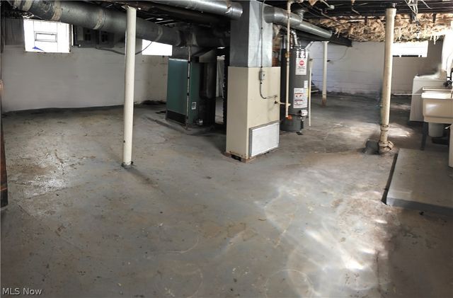 1812 Treadway Avenue, Cleveland, OH 44109