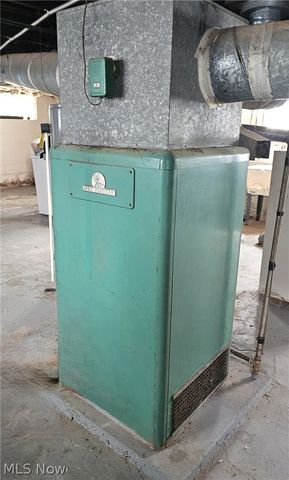 1812 Treadway Avenue, Cleveland, OH 44109