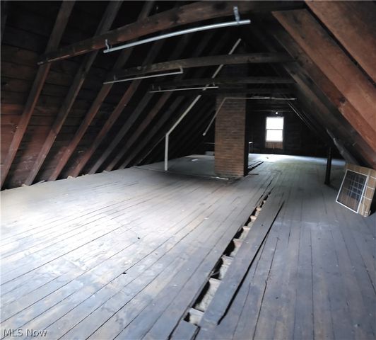 1812 Treadway Avenue, Cleveland, OH 44109