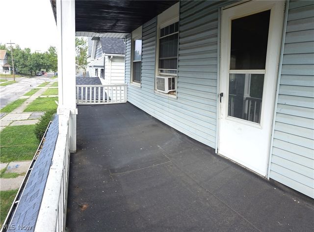 1812 Treadway Avenue, Cleveland, OH 44109