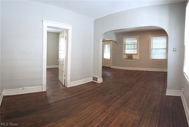 1812 Treadway Avenue, Cleveland, OH 44109